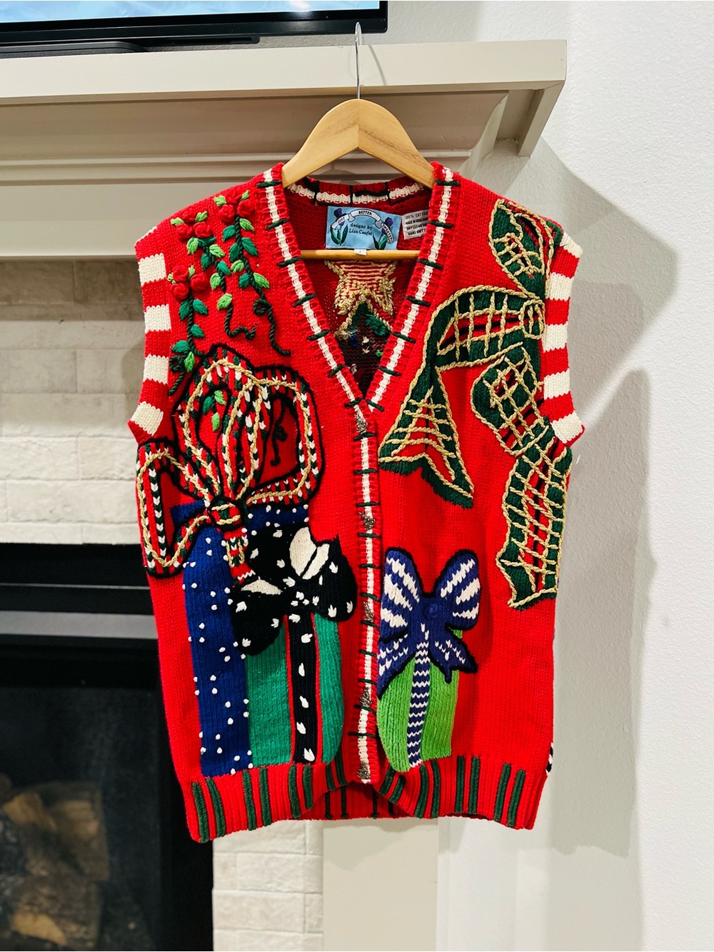 Vintage Just Better Sweater by Lisa Coufal Red Festive Christmas Tree Knit  Vest